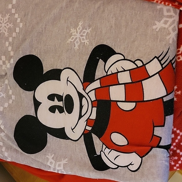 Family Set Mickey Christmas Pajamas - Picture 3 of 5
